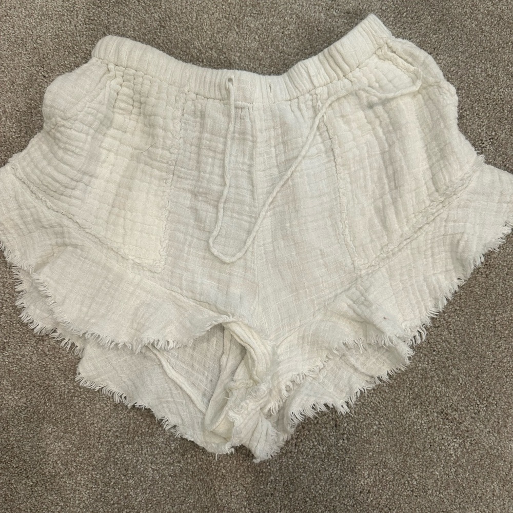 Free People white High Waist flowy Shorts